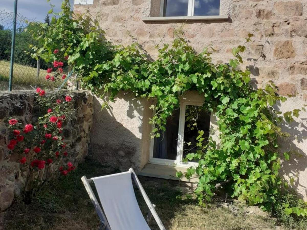 Gite De Charme Avec Jardin, Terrasse Et Poele A Bois En Pleine Nature - Fr-1-496-250 Villa Sevelinges Exterior photo